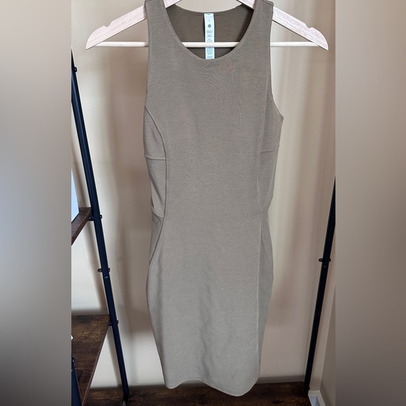 Lululemon Slim Fit Dress - Picture 1 of 4